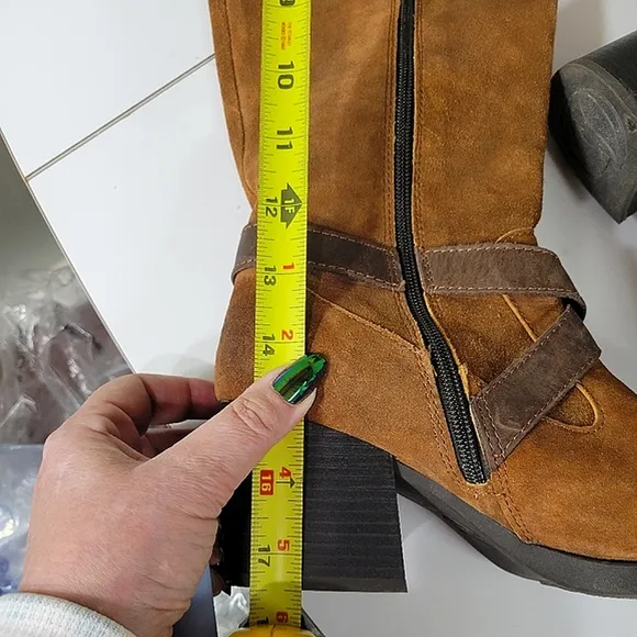 NEW BOC soft Leather &amp; suede harnessed boots w block heels &amp; zipper.👀