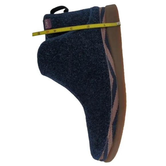 New Chaco Revel mid felt shoe slip on boots navy