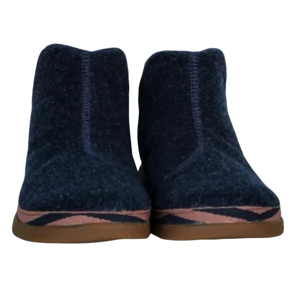 New Chaco Revel mid felt shoe slip on boots navy