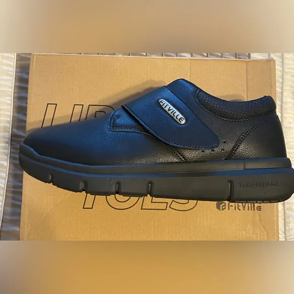 NEW- FitVille Men's EasyTop Deluxe Dress Shoes V4. Wide Width. Black. Size 9.5W