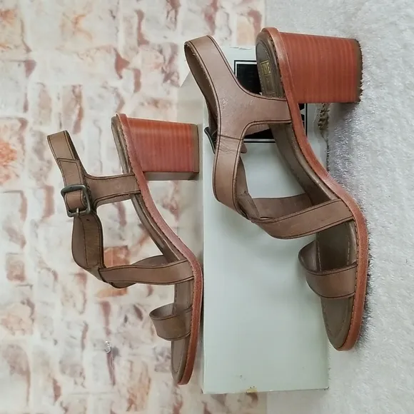 New Frye Brielle Criss-Cross Leather Sandals
