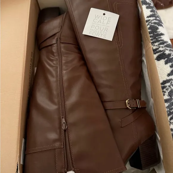 New in Box Naturalizer Uptown Knee High Brown Wide Calf heeled Leather Boots 12