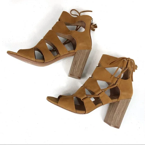 New L. Paolo blocked heel sandals size 8M (box J)
