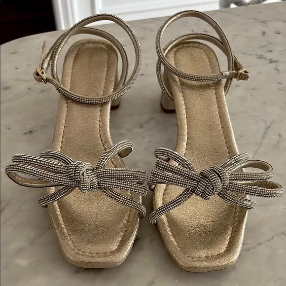 NEW Loeffler Randall Bow Sandals
