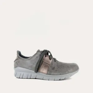 NEW NAOT women's buzz shoes in gray marble/radiant copper