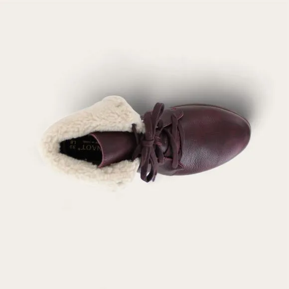NEW NAOT women's pali booties in soft bordeaux leather