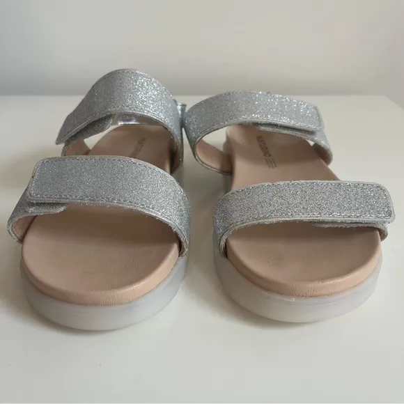 NEW Naturino Jemes SILVER GLITTER LEATHER SANDALS size 2.5-3 Little Girl
