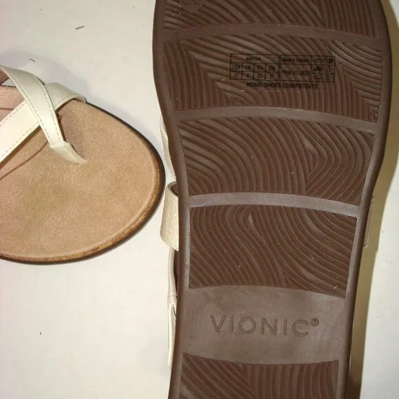 New NIB Womens 11 Vionic Cream Beige Sandals Anelle Embossed Adjustable Thong