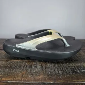 NEW Oofos Oolala Luxe Womens Size 7 Recovery Flip Flop Sandals Latte Bronze