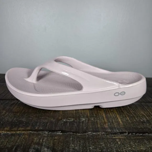 NEW Oofos Oolala Luxe Womens Size 7 Recovery Flip Flop Sandals Stardust Pink