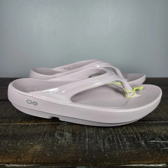 NEW Oofos Oolala Luxe Womens Size 7 Recovery Flip Flop Sandals Stardust Pink