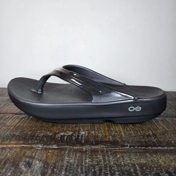 NEW Oofos Oolala Womens Size 7 Recovery Slip-On Comfort Flip Flops Sandals Black