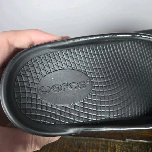 NEW Oofos Oomega Oolala Womens Size 10 Recovery Slip-On Flip Flop Sandals Black