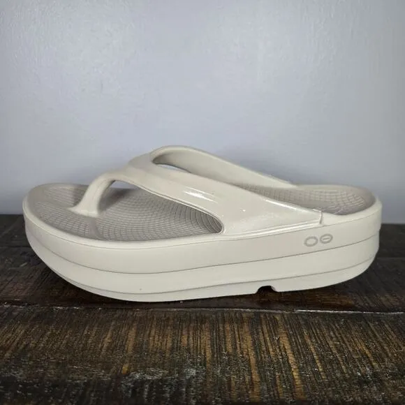 NEW Oofos Oomega Oolala Womens Size 8 Recovery Slip-On Flip Flop Sandals Nomad