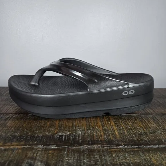 NEW Oofos Oomega Oolala Womens Size 9 Recovery Slip-On Flip Flop Sandals Black