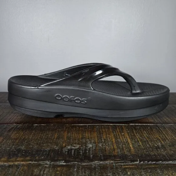 NEW Oofos Oomega Oolala Womens Size 9 Recovery Slip-On Flip Flop Sandals Black