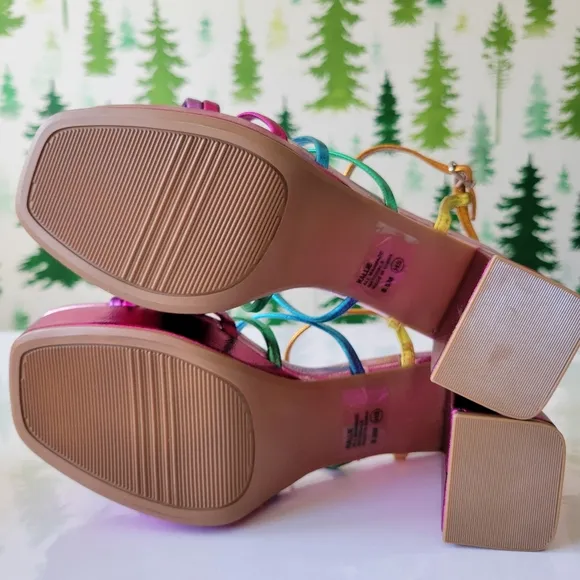 New Pop Kallie Heeled Sandal.