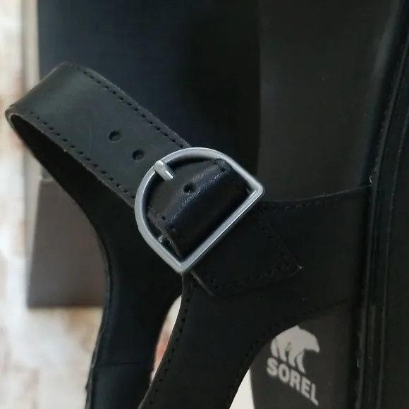New Sorel Dayspring Platform Sandals