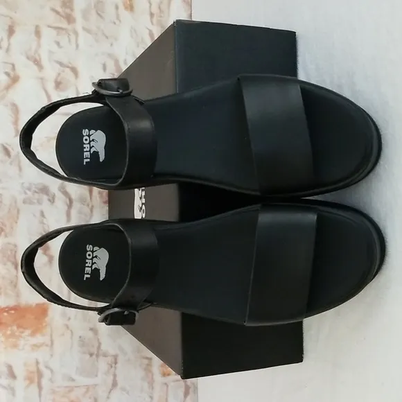New Sorel Dayspring Platform Sandals