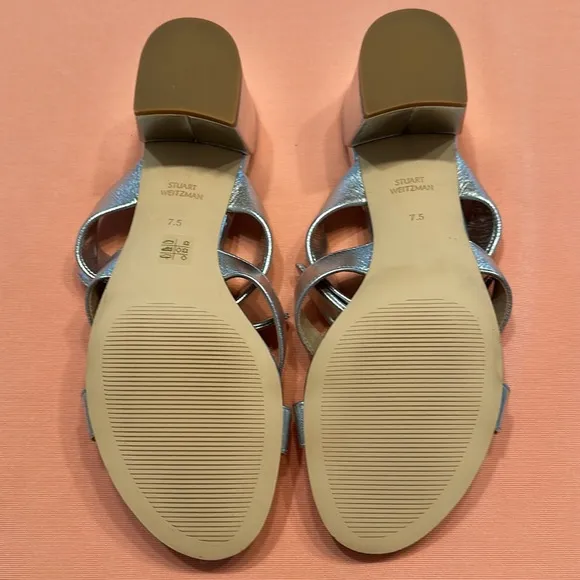 New Stuart Weitzman Leather Sandals. Size 7.5. Silver.