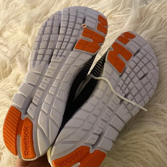 New THE PUMP REEBOK athletic shoes