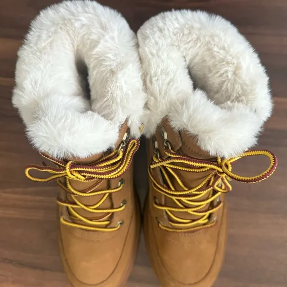 New Timberland Cortina Valley Winter Hiker WP Boot Size: 7.5
