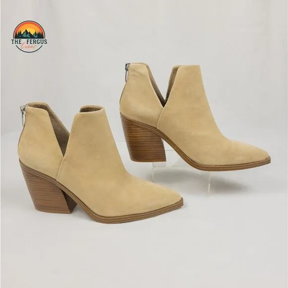 NEW Vince Camuto Women’s Gigietta Boots Bootie Tan Beige Suede Block Heel Sz 9.5