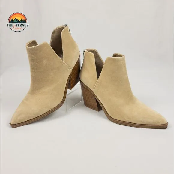 NEW Vince Camuto Women’s Gigietta Boots Bootie Tan Beige Suede Block Heel Sz 9.5