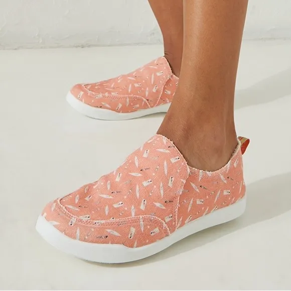 New! Vionic Beach Malibu Printed Slip-On Shoes