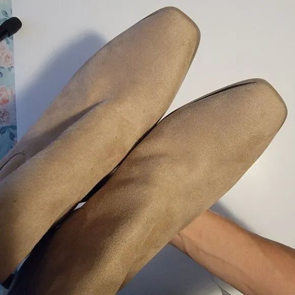 NEW Vionic Inessa Knee High Boots Womens 10 Neutral Contemporary Arch Support