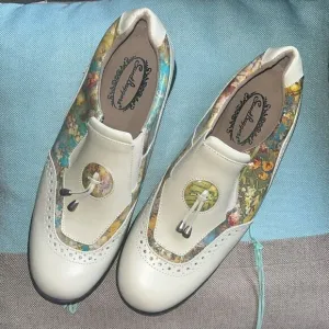 NEW WITHOUT BOX WOMEN’S SIZE 10 SANDBAGGERS MADISON II FLORAL GOLF SHOES
