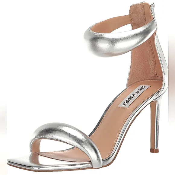New w/o Box Steve Madden Partay Silver Metallic Puffy Strap Open-Toe Sandal Sz 7