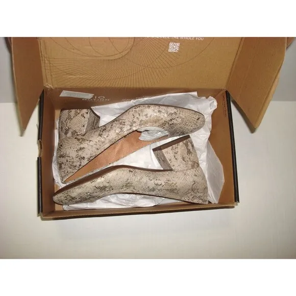 New Womens 9 Vionic Carmel Oatmeal Leather Snake Beige Black Shoes NIB Pump