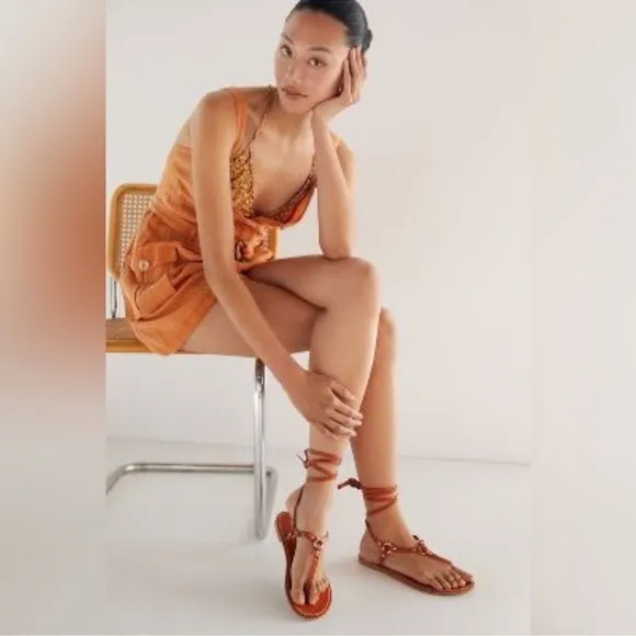 New🌟Anthropologie Pilcro Harness Tie Up Sandals Gladiator Leather Honey Brown