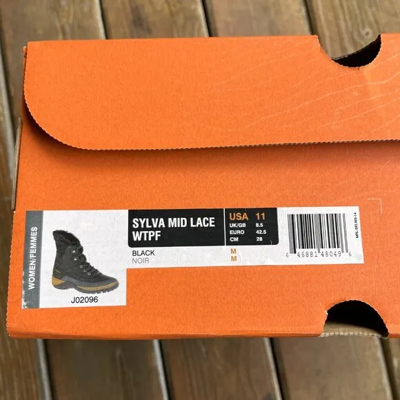 NIB Merrell Slyva Mid Lace Waterproof Black Leather Boots - Women's 11