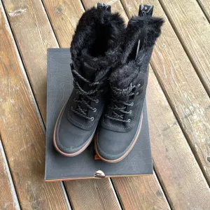 NIB Merrell Slyva Mid Lace Waterproof Black Leather Boots - Women's 11