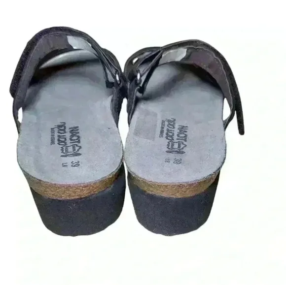 NIB Naot Sandals