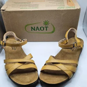 NIB Women's  Naot Patricia Leather Sandals Marigold EU 41 US 10-10.5