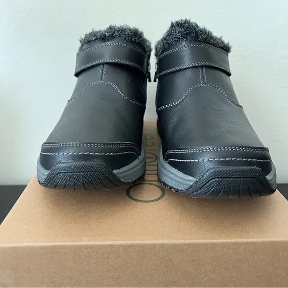 NIB/NWT Orthofeet Siena boots - size 10W
