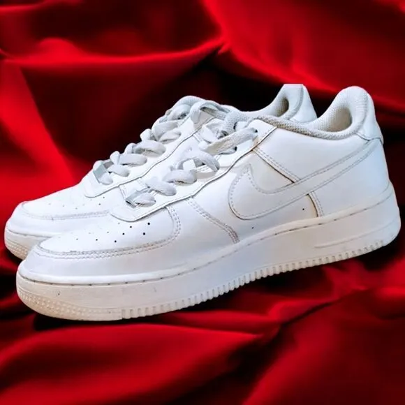 NIKE AIR FORCE 1 LOW LE YOUTH 7Y DH2920-111 LEATHER  CHRISTMAS GIFT UNISEX