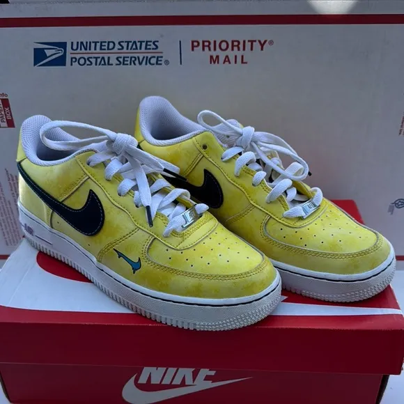 Nike Air Force LV8 GS &quot;Peace, Love, Basketball&quot; Youth Sz 7Y DC7299 700 B Grade
