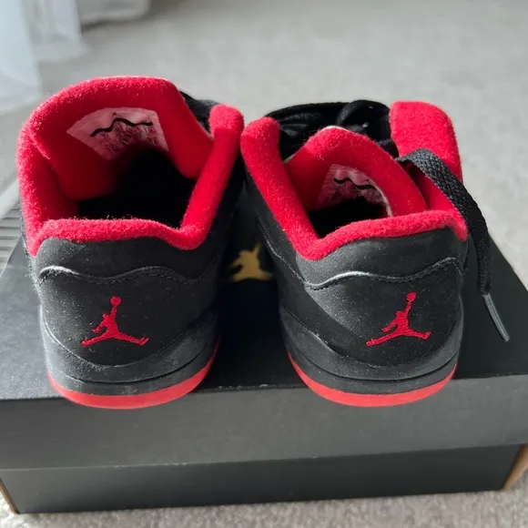 Nike Air Jordan toddler shoes in size 7C