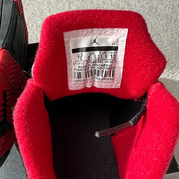Nike Air Jordan toddler shoes in size 7C