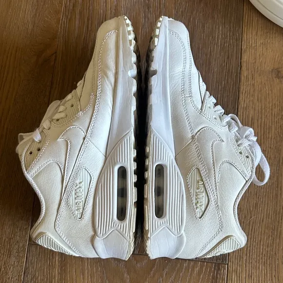 Nike Air Max 90 in White