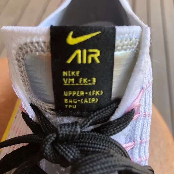 Nike Air VaporMax Flyknit 3 'White Dynamic Yellow' AJ6900-103 size 9.5