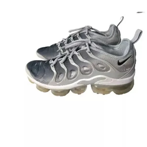Nike Air VaporMax Plus Wolf Grey Black Shoes Men's Size 8