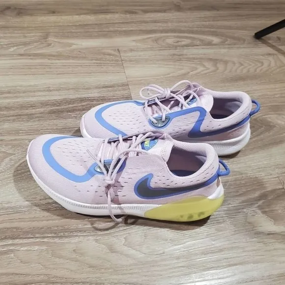 NIKE Joyride Flyknit Running Shoes women's size 8.5 new!!!
