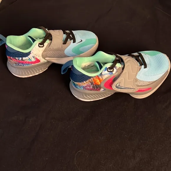 Nike kids shoes