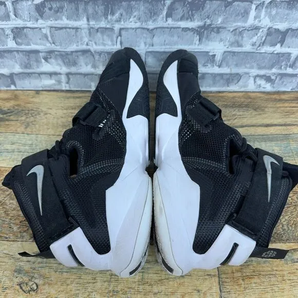 Nike LeBron Soldier 9 Black White Basketball‎ Shoes 749498-001 Mens Size 12