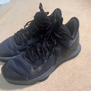 Nike LeBron‎ Witness 4 Black - BV7427-003 Size 11.5